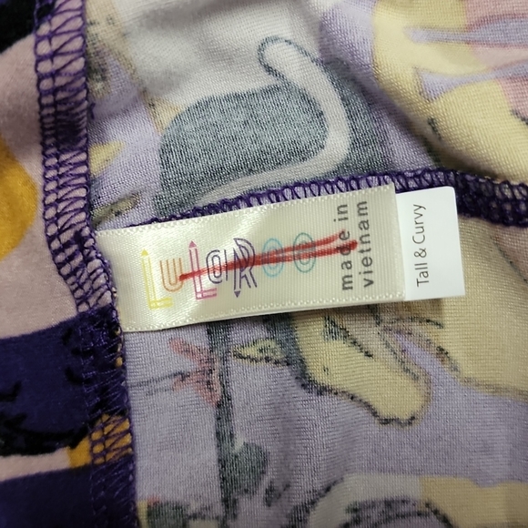 Lularoe rare pattern cat horses dog cheetah purple leggings - Picture 5 of 5